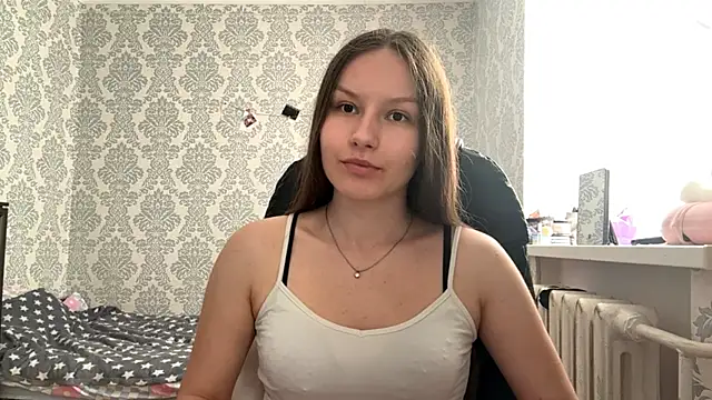 ShaylaChong online show from May 2026 06:09:02 AM