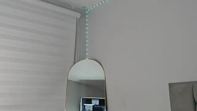 saravelvett online show from July 2026 11:45:02 AM