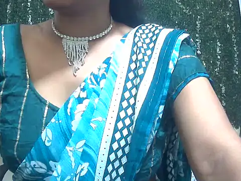 shallykaur online show from June 2026 10:15:01 AM