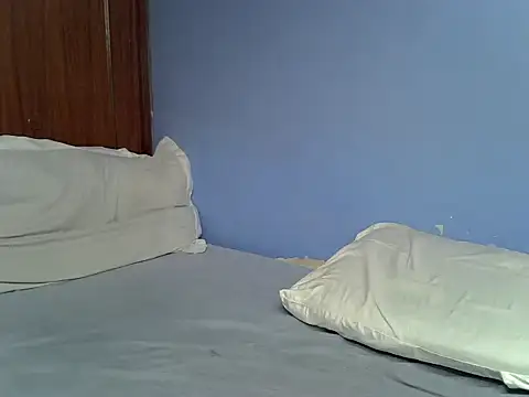 Queen slim2 online show from July 2026 07:53:01 PM