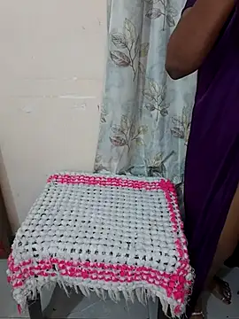 MISS-LOVEV online show from July 2026 06:47:01 PM
