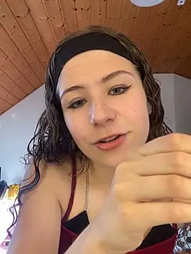 MilaRoseee online show from July 2026 05:06:02 PM