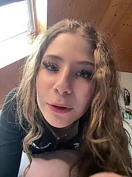 MilaRoseee online show from July 2026 05:11:02 PM
