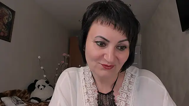 Helen Beller online show from June 2026 02:10:01 PM