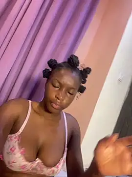 SassyPaulette online show from July 2026 10:21:02 AM