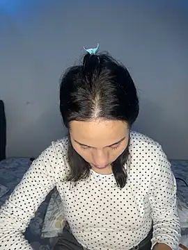 MadisonYoung000 online show from June 2026 01:06:01 AM