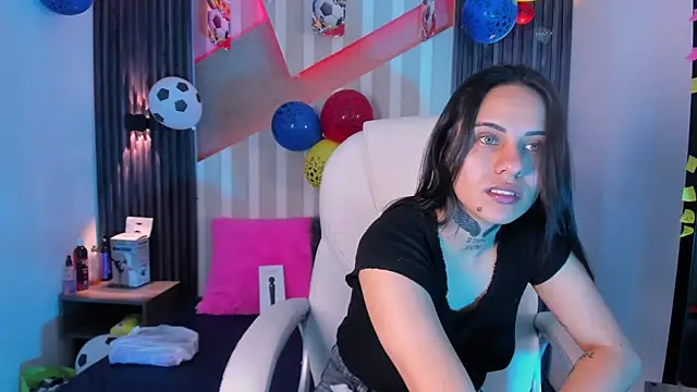 MadisonYoung000 online show from July 2026 03:03:02 PM