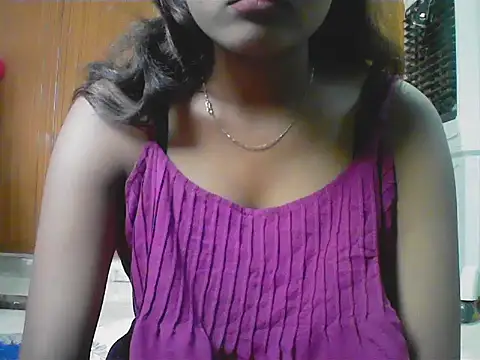 Snapshot of Diana_Penty chatting on May 2026 12:45:02 PM Diana Penty online show from May 2026 12:45:02 PM