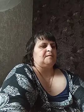 LisichkaOksana online show from May 2026 12:00:02 PM