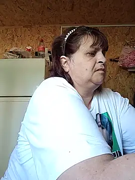 LisichkaOksana online show from July 2026 06:47:02 AM