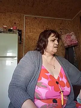 LisichkaOksana online show from July 2026 06:48:02 AM