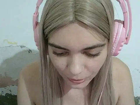 Angel Ristoww online show from May 2026 02:29:02 AM