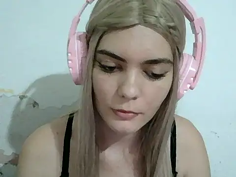 Angel Ristoww online show from May 2026 01:13:01 AM