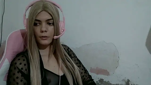 Angel Ristoww online show from June 2026 01:01:02 AM