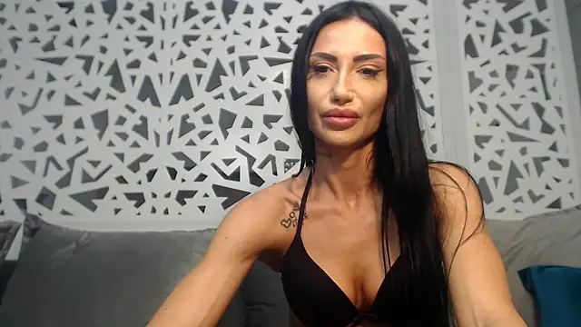 amandasin online show from July 2026 05:39:01 PM