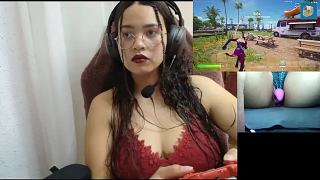 scarletdollof online show from May 2026 06:02:02 PM