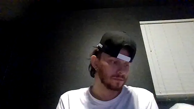 Tallhungcloudyyy online show from June 2026 06:26:01 AM