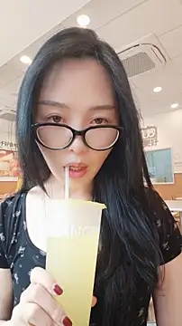 lylxili online show from June 2026 06:27:02 AM