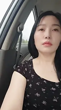 lylxili online show from June 2026 12:44:01 AM