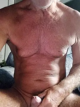 Snapshot of daddygil69 chatting on July 2026 06:52:01 AM daddygil69 online show from July 2026 06:52:01 AM