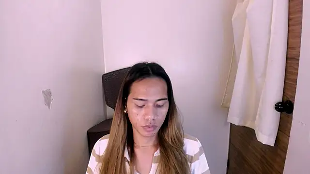 hugecock kate online show from June 2026 10:08:01 PM