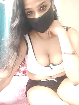 Amrita Thakur01 online show from July 2026 06:47:01 PM