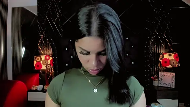 Nayara K online show from July 2026 06:39:02 PM
