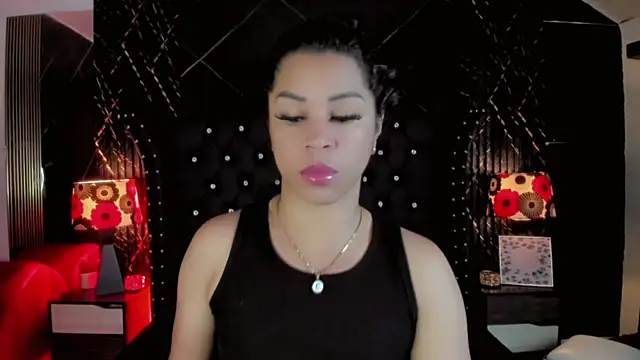 Nayara K online show from July 2026 10:06:02 PM