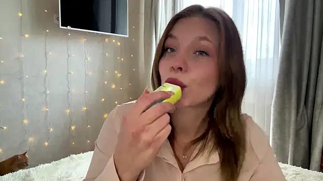 Lia be mine online show from July 2026 07:06:02 AM