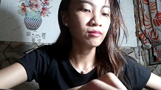 DeeannGunby online show from June 2026 04:33:01 PM