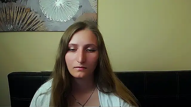 Jenny smille  online show from June 2026 06:01:01 AM