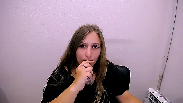 Jenny smille  online show from July 2026 06:40:01 AM