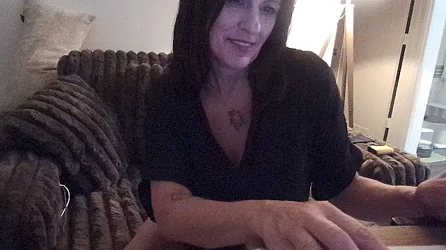 desperatelyseeking online show from June 2026 02:57:02 AM
