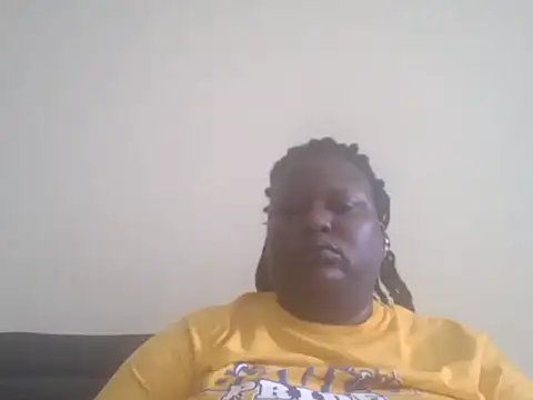 fat ebonyqueen online show from May 2026 12:12:01 PM
