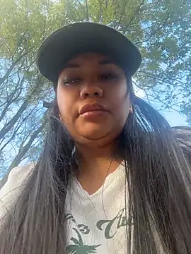 NoahJade online show from June 2026 11:20:01 PM