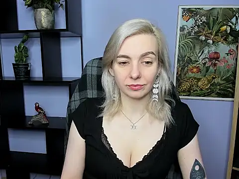 velvetanne online show from May 2026 06:19:01 AM