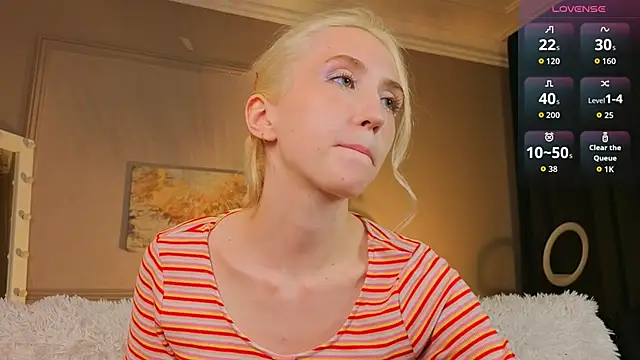 Elen  Moore online show from June 2026 12:44:02 PM