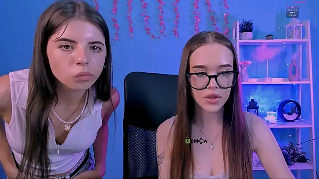 lyra desire online show from July 2026 12:36:02 PM
