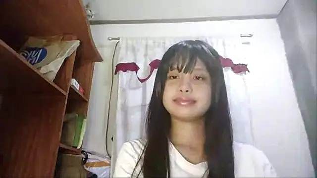 annawicket online show from May 2026 01:28:01 PM