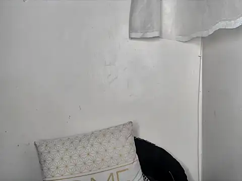 sexyleah25 online show from June 2026 04:53:02 AM