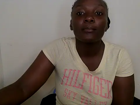 sexyleah25 online show from July 2026 08:27:01 PM