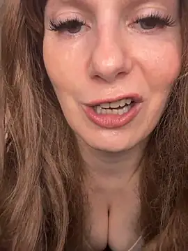 Lena Sophie online show from August 2026 08:18:01 PM