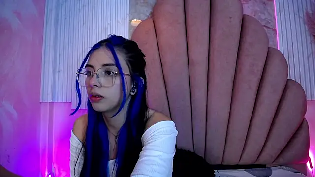 Kyomi Hunt online show from July 2026 04:42:02 AM