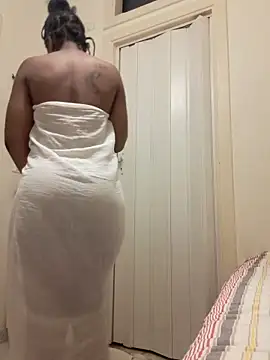 Cutechoco online show from June 2026 06:52:01 PM