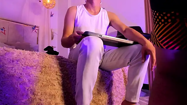 Vincent Kane online show from July 2026 03:03:01 AM