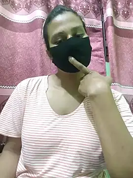 Sofiyaa Sara online show from May 2026 09:43:01 PM