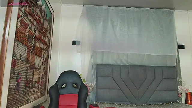Aurora Gatty online show from July 2026 07:10:02 PM