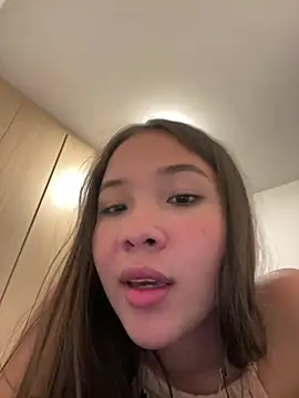 bellaroch online show from May 2026 03:37:02 AM
