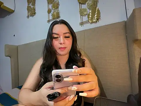 lustfull bella online show from July 2026 03:47:01 PM