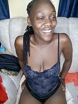 Paulahaze online show from June 2026 03:39:02 PM